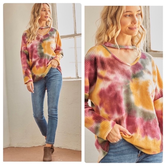 Tie Dye Choker Neckline Top - Picture 2 of 3